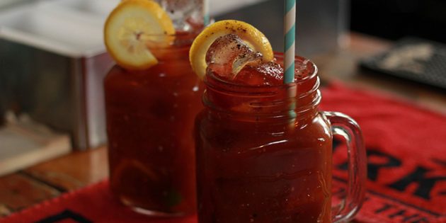 Классические алкогольные коктейли: Кровавая Мэри