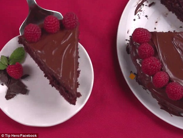 It is possible: The original cake was topped with a chocolate frosting and raspberries