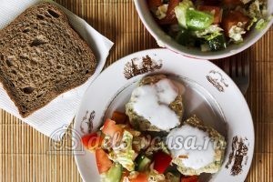 Куриные котлеты с брокколи