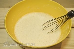 Куриная запеканка: Взбиваем миксером