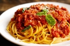 Спагетти со свининой в томатном соусе