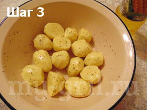 запеченный картофель в мультиварке