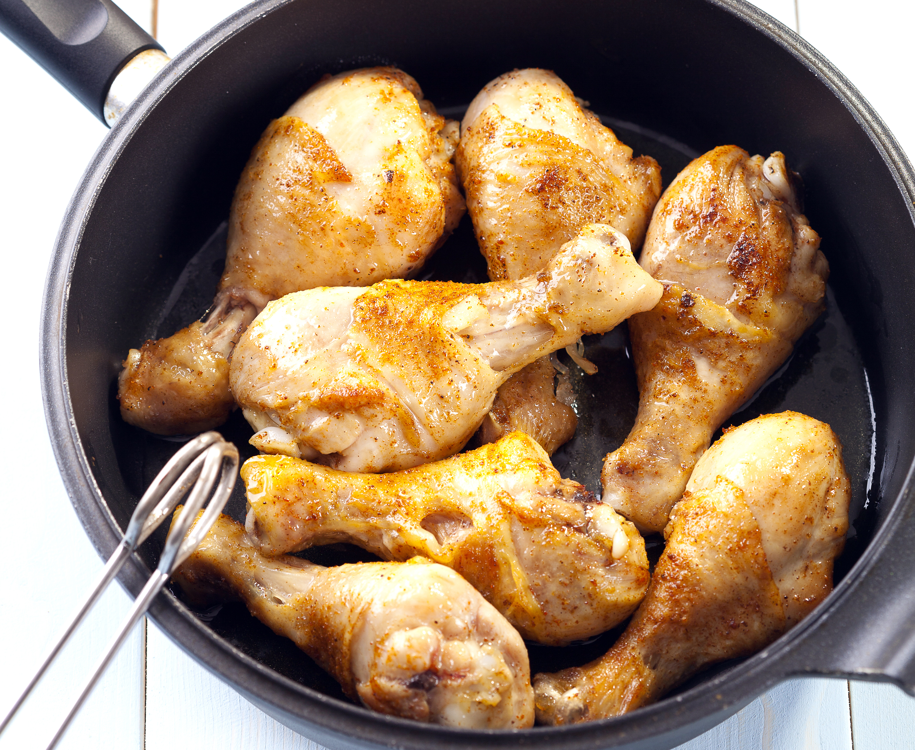 Как лучше приготовить куриную. Жареная курица. Курица готовая. Мясо птицы жареное. Жареная птица.