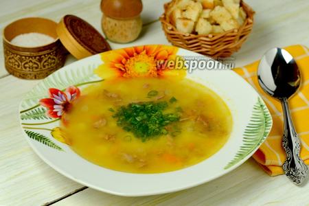Фото рецепта Гороховый суп с копчёными рёбрышками