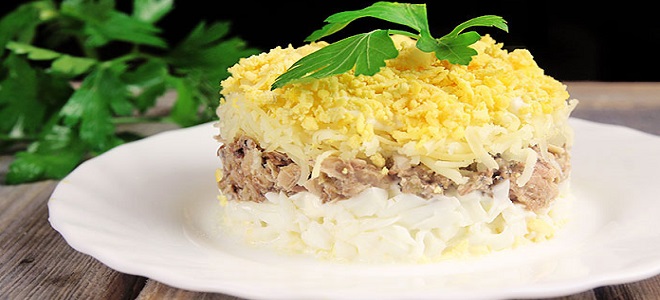 Салат «Мимоза» - рецепт с горбушей и сыром