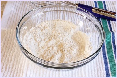 Eggless Chocolate Chip Cookies (BEST Eggless Cookies) dry ingredients mixture