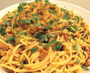 Спагетти с курицей в мультиварке